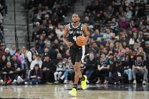 几乎出手就有！福克斯14中11超高效拿下25分3板9助1断 - 资讯配图