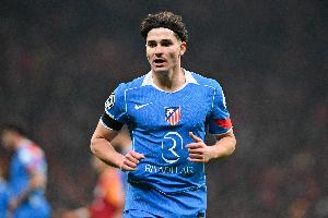 阿尔瓦雷斯：我们很高兴取得3球优势，但还有90分钟比赛要踢 - 资讯配图