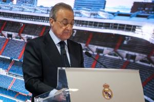 定军心！科贝电台：弗洛伦蒂诺赛前探望球队，表达对球队的支持 - 资讯配图