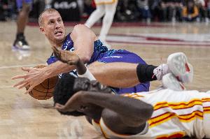 自12月缺席至今！普拉姆利：我身体感觉很好 今天的比赛我能出战 - 资讯配图