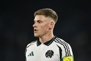 戈登10球+巴恩斯6球,欧冠首次有同队两名英格兰球员合计打进16球 - 资讯配图