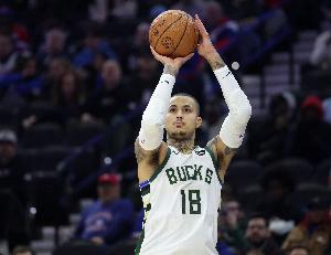 库兹马谈万分里程碑：前天还特意查了下 想着今天拿30分就太棒了 - 资讯配图