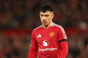 邮报:利马康复期比预期要长,预计无缘出战本周末对阵维拉关键战 - 资讯配图