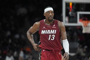 媒体人:阿德巴约83分虽观感一般 但能得分就是硬道理 还带队赢球 - 资讯配图