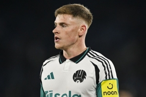 1进球1中框!巴恩斯当选纽卡1-1巴萨一役全场最佳 - 资讯配图