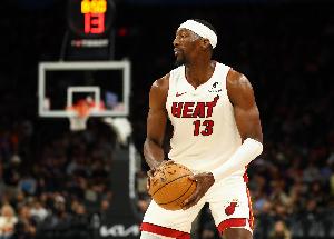 阿德巴约出战41分48秒砍80+&NBA历史用时最少 科比42分钟&大帅48 - 资讯配图