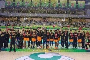 我们是冠军!上海队记:球队今晚赛前会进行“重温荣耀之夜“环节 - 资讯配图