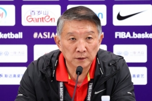 宫鲁鸣：陈玉婕这场发挥不是很好 王佳琦很优秀但身体还在恢复中 - 资讯配图