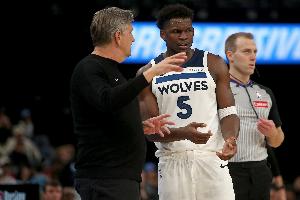 芬奇：丢153分不可接受 三连败后必须重整旗鼓 我们清楚我们很强 - 资讯配图