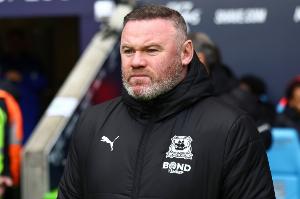 鲁尼:热刺球员表现是绝对的耻辱,他们需罗伊·基恩式的人去震慑 - 资讯配图