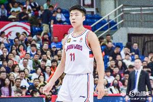 差异明显！广州半场全队三分10投6中 宁波全队仅10中2 - 资讯配图