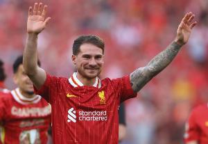 阿媒：多名阿根廷国脚可能在世界杯后转会，红军还没和麦卡谈续约 - 资讯配图