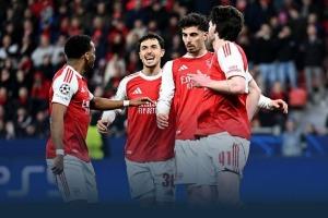 你看好谁？1/8决赛首回合：皇马完胜曼城 拜仁巴黎胜 枪手巴萨平 - 资讯配图