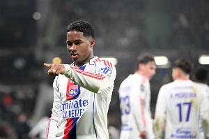 将代表里昂战西甲球队！队报：这是恩德里克再次展示自我的机会 - 资讯配图