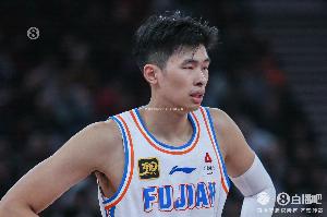 获得球权不多！邹阳6中2&罚球5中4得8分 拼抢积极抢7板1断 - 资讯配图