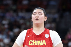 比利时女篮中锋：我累坏了 张子宇强壮而且很有天赋 - 资讯配图