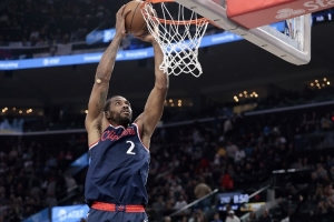 状态火热!伦纳德连续3场比赛半场砍下20+ 今天上半场狂揽28分 - 资讯配图