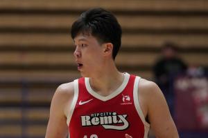 得分G联盟新高~杨瀚森16中14空砍31分另有8板3助1断1帽 正负值+13 - 资讯配图