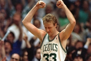 1985年的今天:伯德狂砍60分7板3助 得分创个人生涯&绿军队史纪录 - 资讯配图