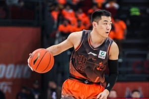 高诗岩:第二阶段会有各种困难 望球迷多包容 一起为山东篮球努力 - 资讯配图