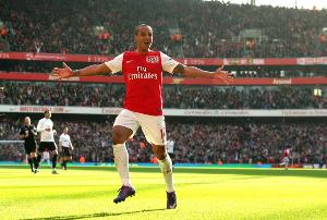 沃尔科特:不认为阿森纳本赛季会翻车 夺英超+欧冠我也不会意外 - 资讯配图