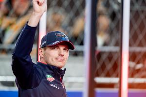 维斯塔潘:训练时把模拟器换成了Switch,通过马里奥赛车来练习 - 资讯配图