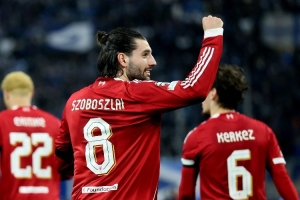 利物浦2月队内最佳进球：索博斯洛伊对曼城任意球破门 - 资讯配图