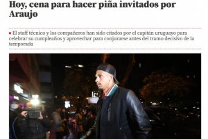 已成第一队长!阿劳霍组织巴萨全队聚餐,庆生+增强团队凝聚力 - 资讯配图