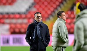 理查兹力挺罗塞尼尔:战术方面他确实有东西,他正在酝酿一场风暴 - 资讯配图