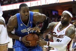 皇帝亦是背景板！09年巅峰魔兽单核淘汰骑士 粉碎2324童话 - 资讯配图