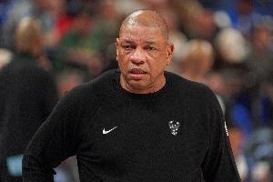 因阿德巴约上一场轰83分而改变比赛计划？老里：我们什么都没做 - 资讯配图