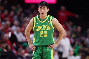 林葳谈NCAA首个赛季：学习到很多新鲜理念 距离优秀球员还有差距 - 资讯配图