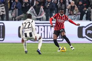 莫雷托：托莫里对米兰很满意，续约的情况是乐观的 - 资讯配图