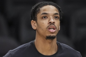 替补奇兵!篮网前锋米诺特9中6空砍全场最高24分 罚球10中8 - 资讯配图