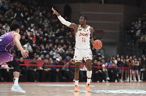 无奈空砍！迪亚洛出战29分钟17中8得25分10篮板4助攻2抢断1盖帽 - 资讯配图