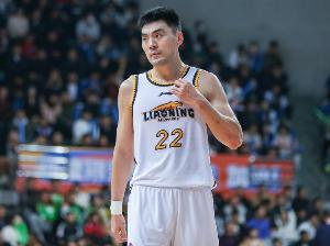 乌戈：李晓旭是我见过最优秀的四号位 他上场就有作用 - 资讯配图