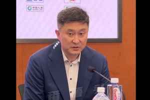 杜锋：这场比赛打得很困难 希望接下来的比赛慢慢去找到状态 - 资讯配图