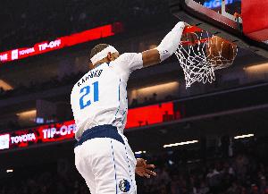 予取予求！加福德9中7砍半场最高17分8板 罚球5中3 - 资讯配图