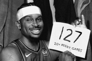 纪录之夜！亚历山大连续关键中投 18中13爆砍35分6板9助2断3帽 - 资讯配图