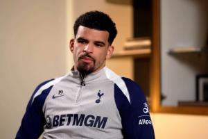 20分钟3度送礼0-4落后!索兰克:那种情况发生概率只有百万分之一 - 资讯配图