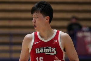 媒体人：杨瀚森G联盟砍31分有进步 但发展联盟和NBA不是一回事 - 资讯配图