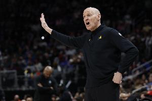 选秀的对决!步行者不敌尼克斯 前者目前选秀前四顺位概率为52% - 资讯配图