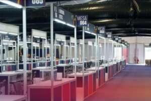 巴萨官方：14504名会员有投票权，可选择5个地点进行主席选举投票 - 资讯配图