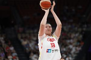 在场上内线就无解！张子宇不到9分钟 7中5高效砍下11分5板 - 资讯配图