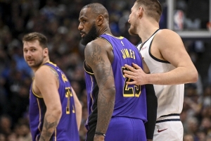 NBA彩经：卡位战掘金击败湖人 黄蜂客场蜇伤马刺 快船轻取国王 - 资讯配图