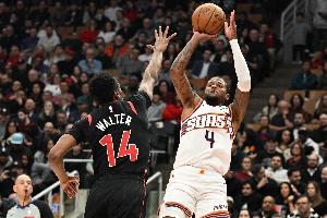 背靠背70分!杰伦·格林8记三分0罚球 高效空砍34+5+4 - 资讯配图