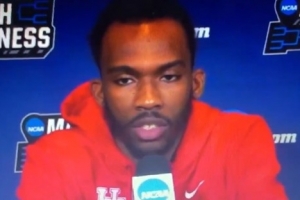 G联盟场均14.5分5.5板 ！Scotto：灰熊与德琼·贾罗签10天短合同 - 资讯配图