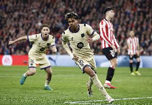 阿斯:埃里克·加西亚、亚马尔伤愈复出随队训练,能出战塞维 - 资讯配图