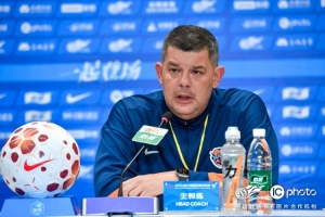 米兰:赛季开始两个客场没法改变,我们踢完第一场一直在昆明备战 - 资讯配图