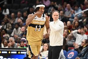 竞争白热化！奇才11连败紧追步行者 比国王少输一场稳居联盟倒三 - 资讯配图